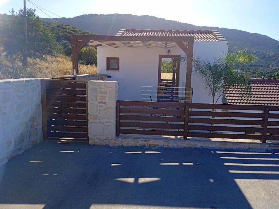 Halepouri Apartment Chania  Ngoại thất bức ảnh